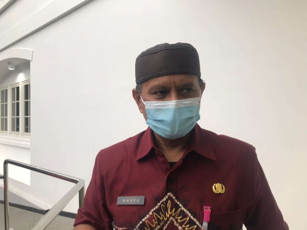 Kepala Dinas Lingkungan Hidup (DLH) Kota Malang, Wahyu Setianto saat berada di Mini Block Office. (Foto: Lalu Theo/Ngopibareng.id)