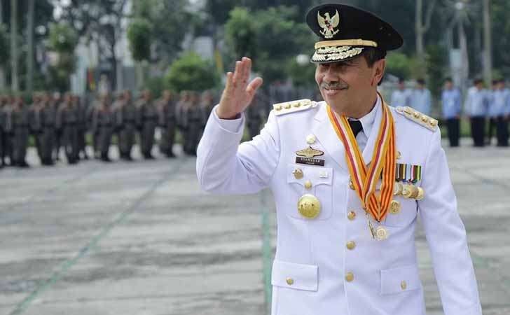 Gubernur Riau Syamsuar positif Covid-19. (Foto: Dok. Pemda Riau)