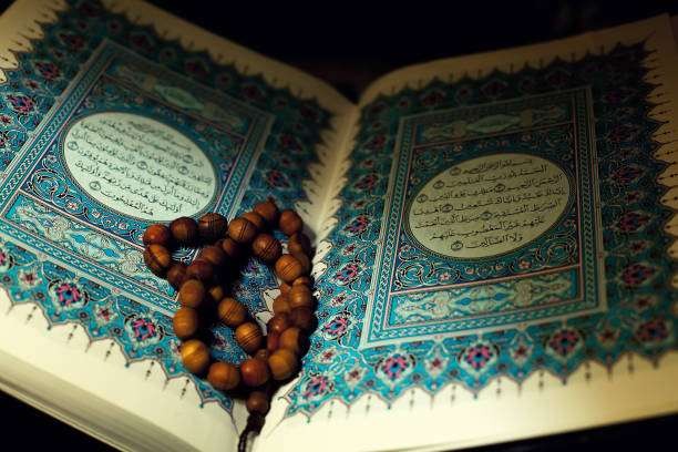 Ilustrasi quran, kitab suci umat Islam (Foto: unsplash.com)