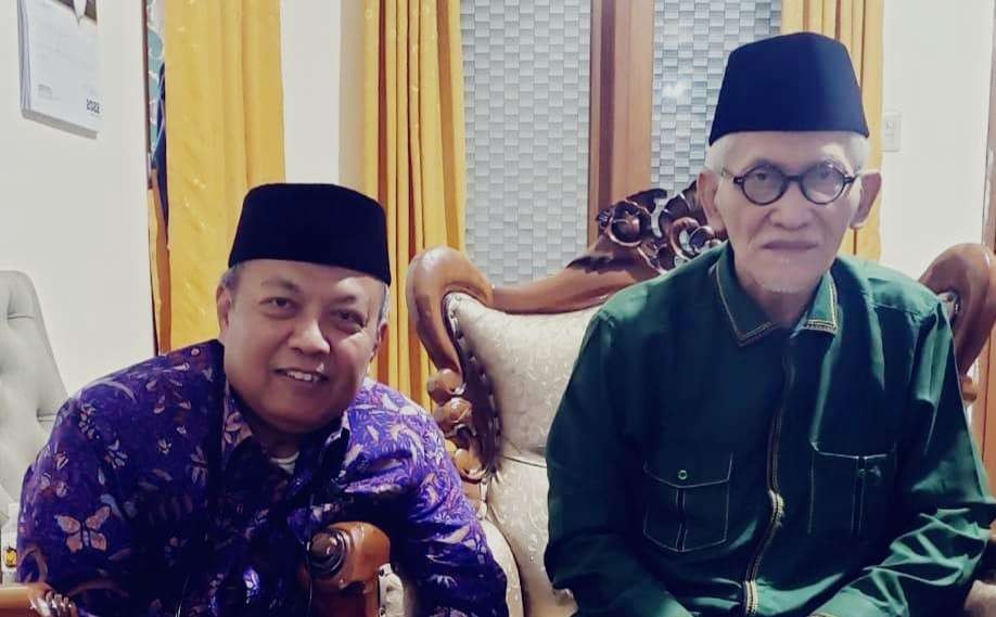 Ketua HPN Abdul Kholik dan KH Miftachul Akhyar (Foto:Istimewa)