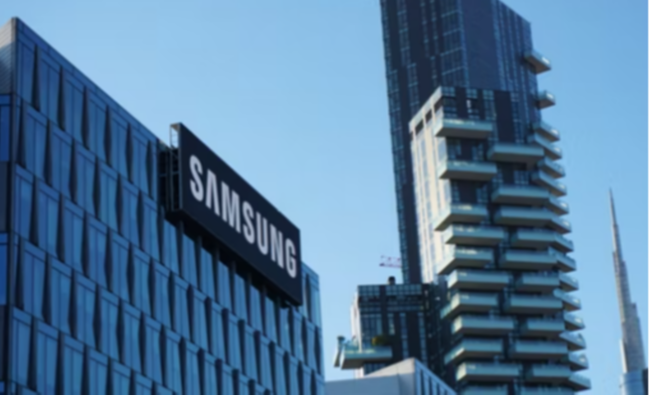 Samsung Electronik menghentikan pengiriman produk ke Rusia, mengikuti perkembangan geopolitik di wilayah itu. (Foto: unsplash)