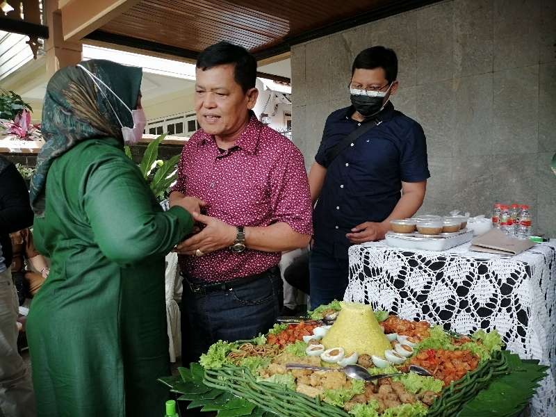 Mantan Walikota Pasuruan Setiyono menggelar tasyakuran kebebasannya (Foto: Laily/Ngopibareng)