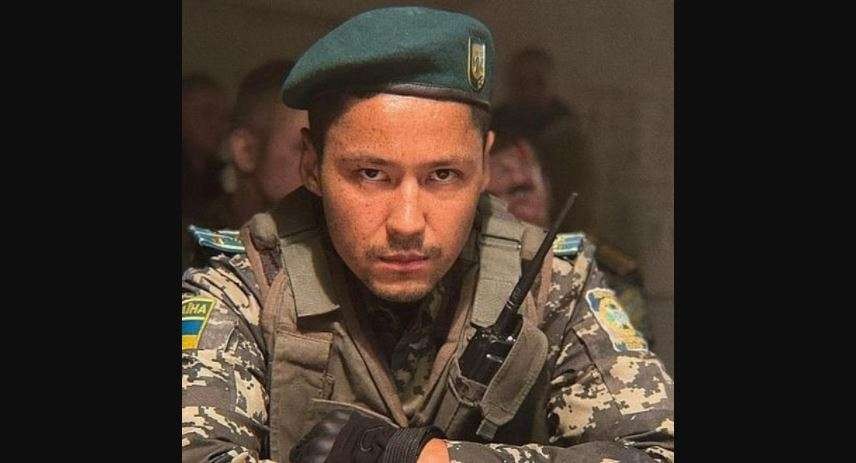 Aktor Pasha Lee bertugas di Unit Pertahanan Teritorial Ukraina saat menjalani wajib militer untuk negaranya. (Foto: Facebook)