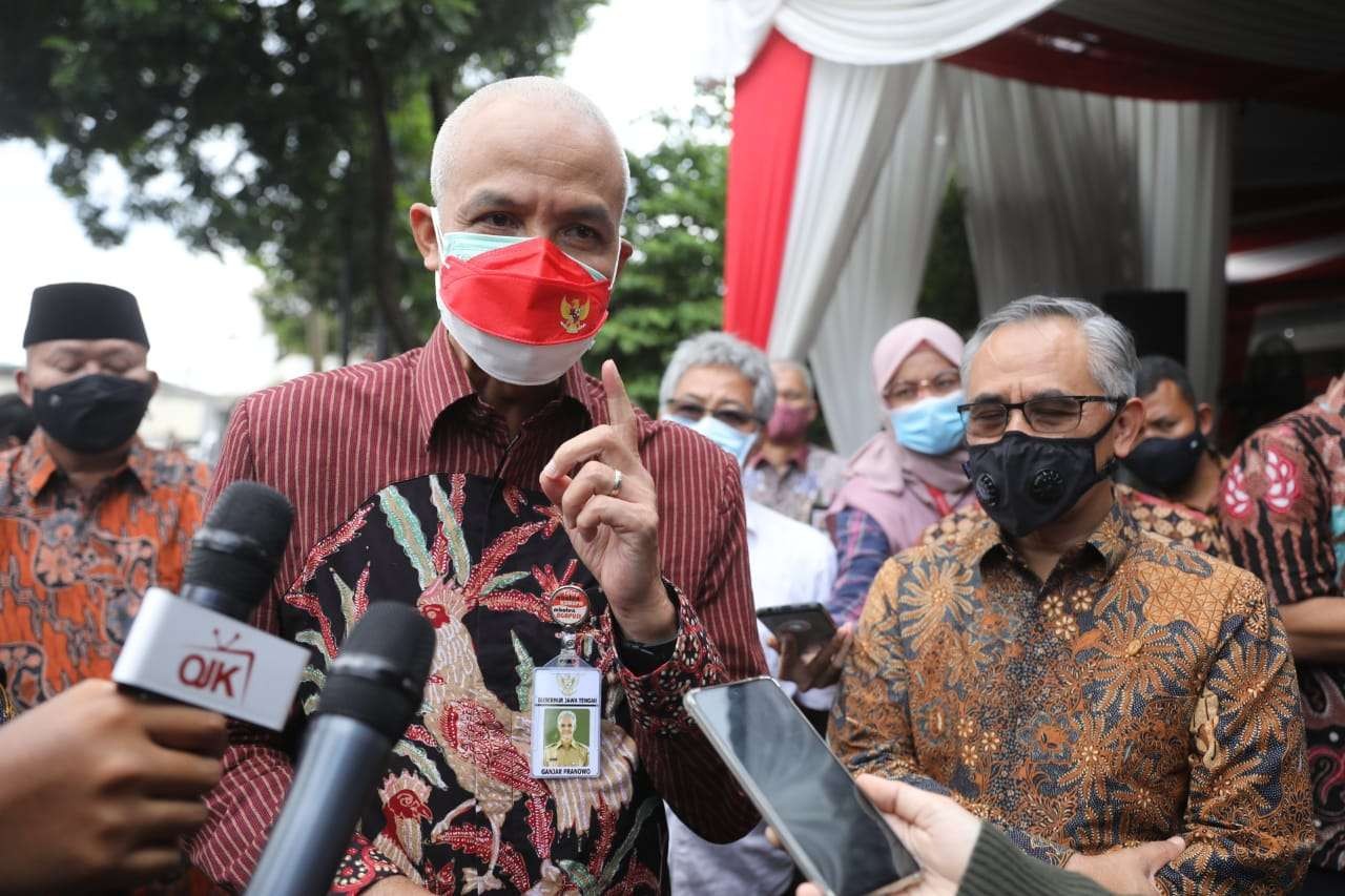 Gubernur Jawa Tengah Ganjar Pranowo merespon positif soal bebas PCR, meski kondisi di sejumlah daerah kasus belum selandai lainnya. (Foto: ist)
