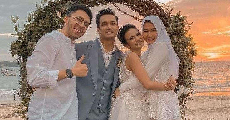 Marissya Icha bersaman mendiang pasangan Bibi Ardiansyah dan Vanessa Angel. (Foto: Instagram)