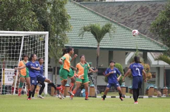 Persela Lamongan saat melawan Persebaya Putri Piala Pertiwi 2022. (Foto: Istimewa)