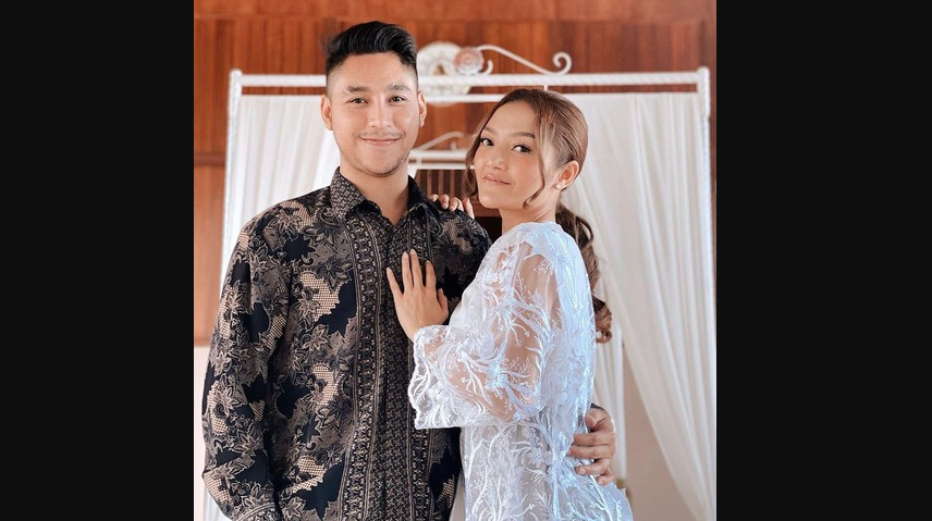 Pasangan Siti Badriah dan Krisjiana Baharudin. (Foto: Instagram)