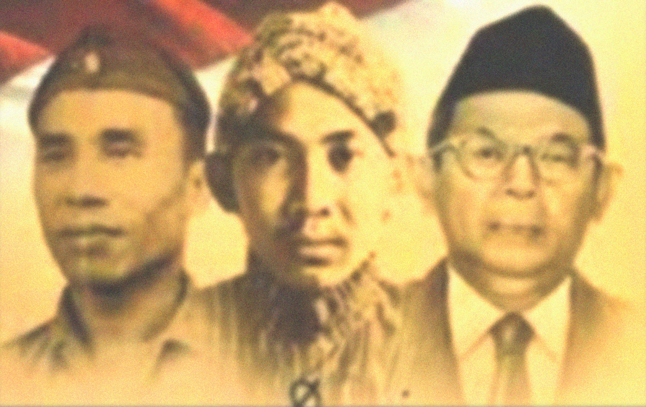 Kasman Singodimedjo, Ki Bagus Hadikusumo, dan KH Kahar Muzakkir, tokoh Muhammadiyah. (Foto: Istimewa)