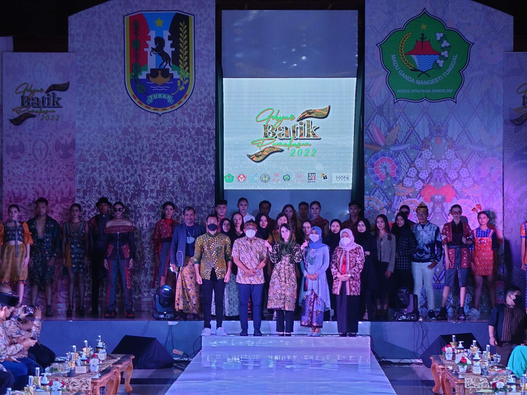 Gebyar Batik Pamekasan Tahun 2022 di Pendopo Krido Manunggal Tuban. (Foto: Humas Pemkab Tuban)