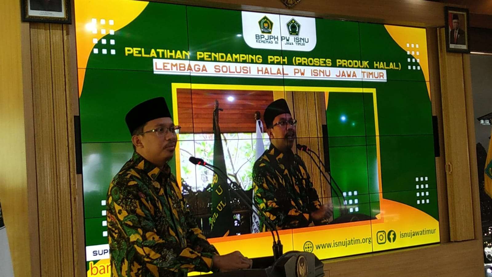 Bupati Sidoarjo, KH Ahmad Muhdlor Ali memberi sambutan pelatihan PPH yang digelar ISNU Jatim. (Foto: Istimewa)