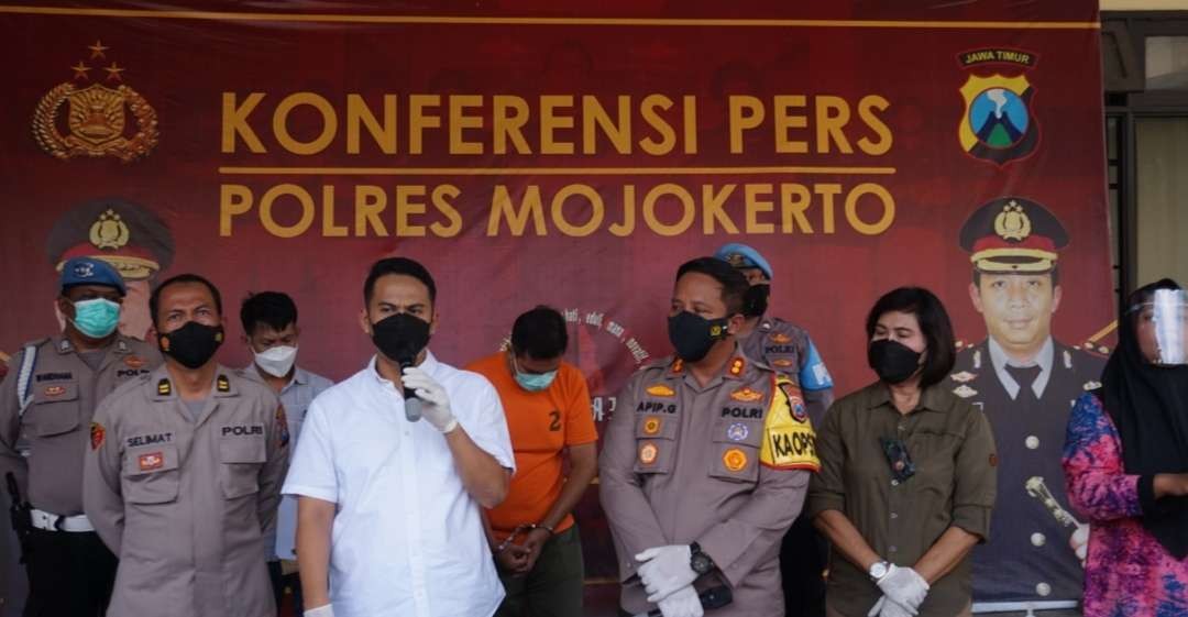 Konferensi pers mafia tanah di Polres Mojokerto.(Foto: Deni Lukmantara/Ngopibareng.id)