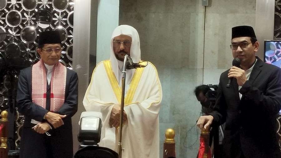 Menteri Urusan Islam Arab Saudi Syaikh Abdullatif bersama Imam Besar Masjid Istiqlal Prof KH Nasaruddin Umar di Jakarta. (Foto: Kemenag)
