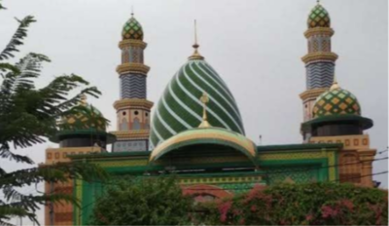 Masjid di kawasan wisata Pacet Kabupaten Mojokerto. (Foto:travellers)