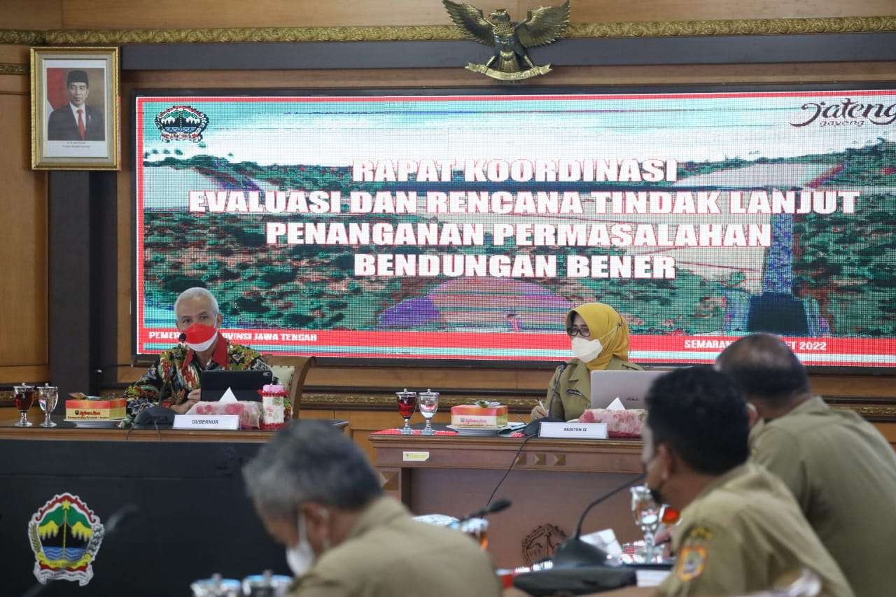 Gubernur Ganjar gelar rapat evaluasi penanganan permasalahan Bendungan Bener. (Foto: Dok Jateng)