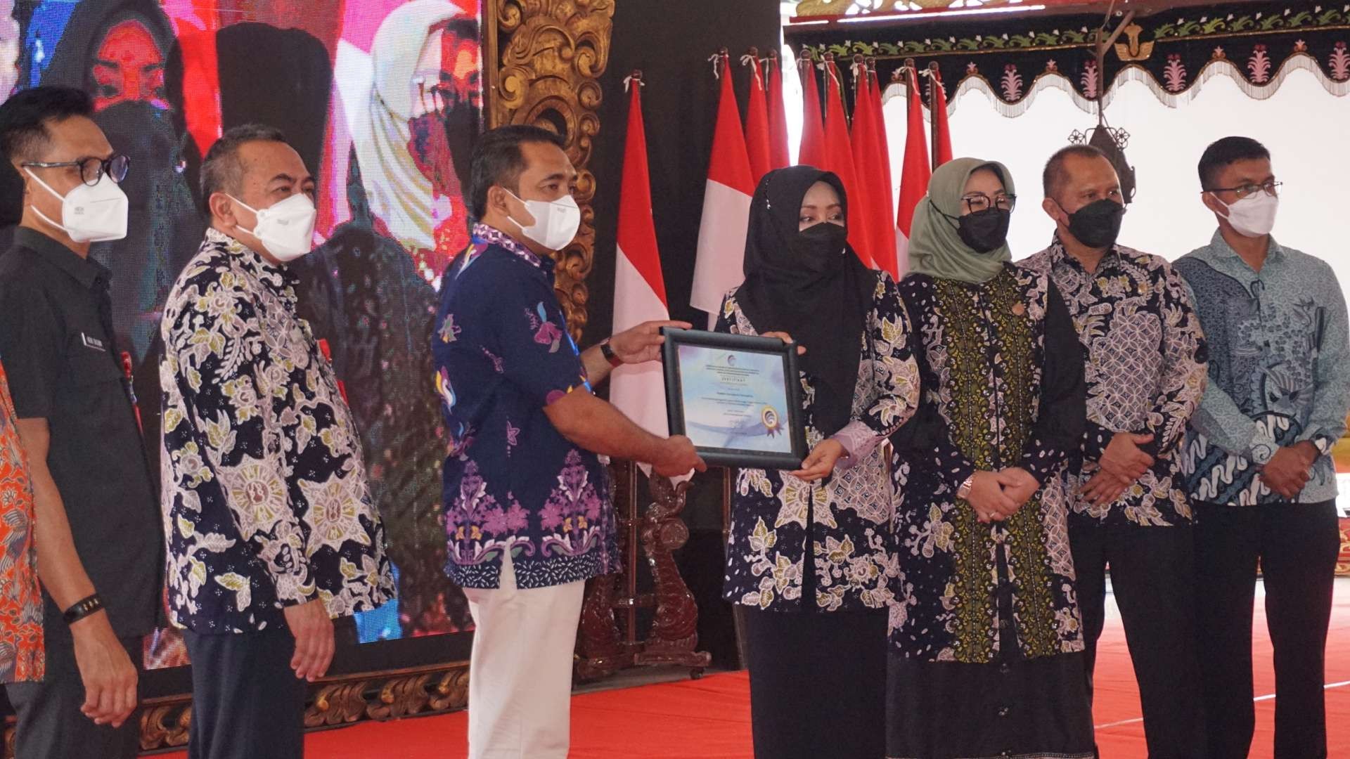 Bupati Mojokerto Ikfina Fahmawati saat membuka agenda musrenbang tahun 2022.(Foto: Deni Lukmantara/Ngopibareng)