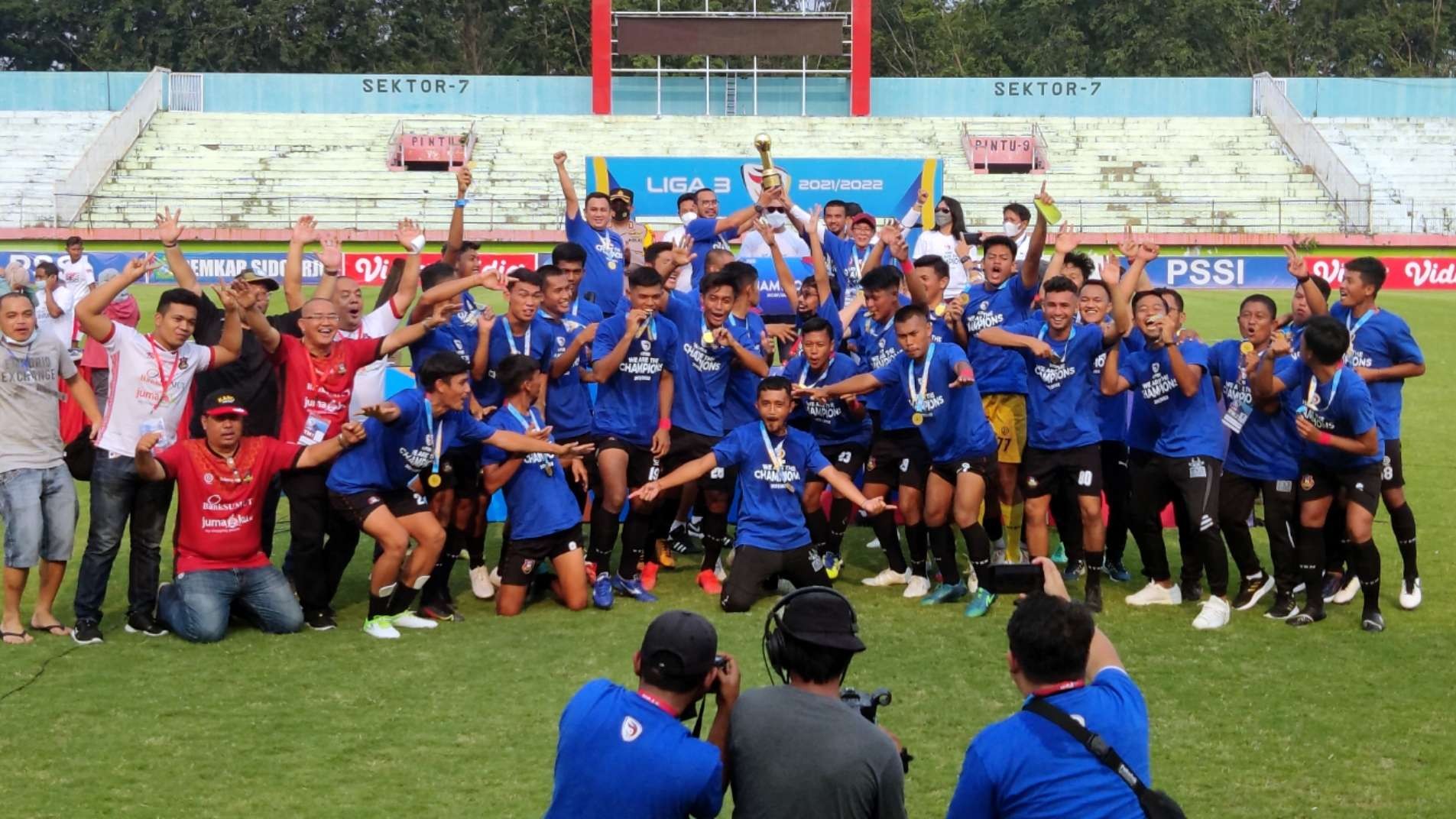 Karo United menjadi juara Liga 3 Nasional 2022 di Stadion Gelora Delta, Sidoarjo, Rabu 30 Maret 202w. (Foto: Fariz Yarbo/Ngopibareng.id)