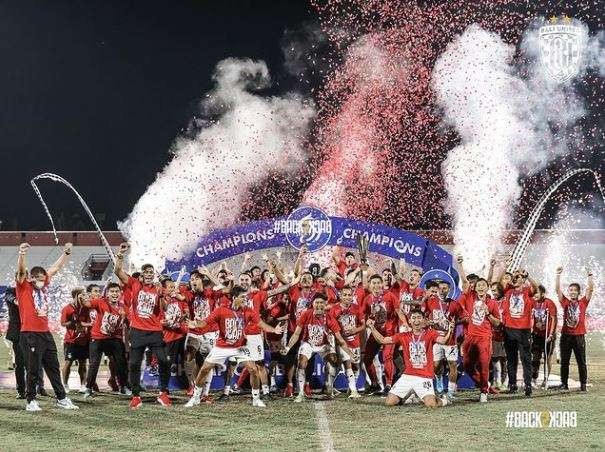 Kemeriahan Bali United merayakan juara Liga 1 20212022. (Foto: Instagram @baliunitedfc)