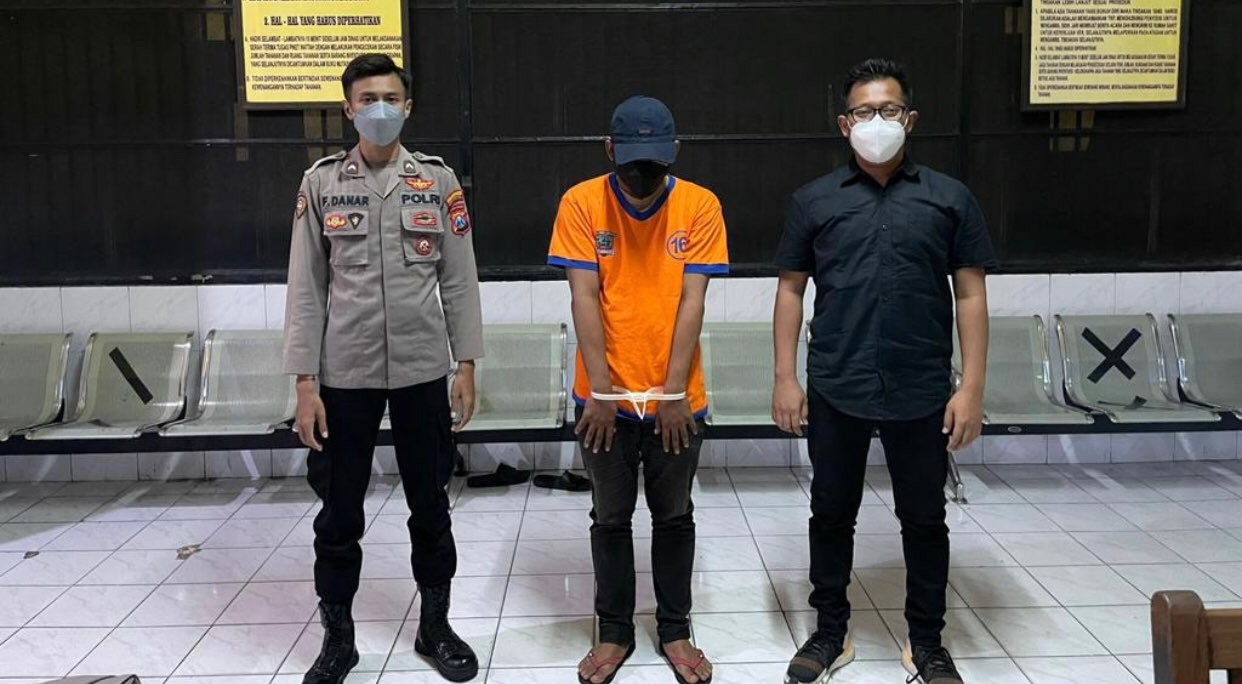 Anggota Satpol PP Semampir saat ditahan di Mapolrestabes Surabaya (Foto: dok. Polrestabes Surabaya)