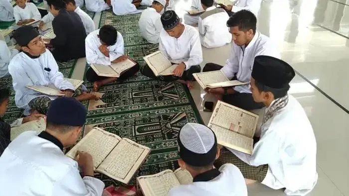 Tadarus Al-Quran bulan Ramadan. (Foto: Istimewa)