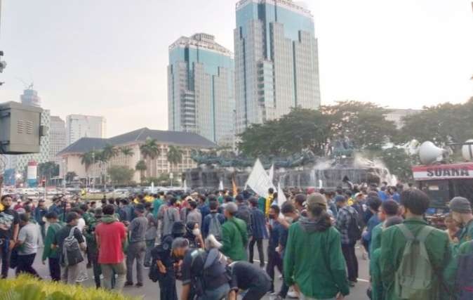 Ilustrasi BEM SI demo di depan Istana Merdeka, pekan lalu. (Foto: Istimewa)