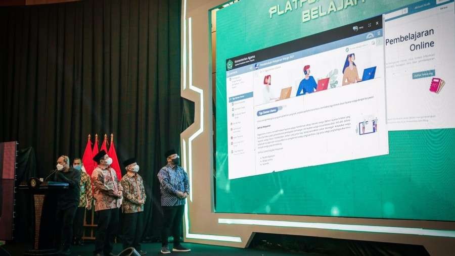 Launching aplikasi pembelajaran digital bernama Platform Mandiri Belajar. (Foto: Kemenag)