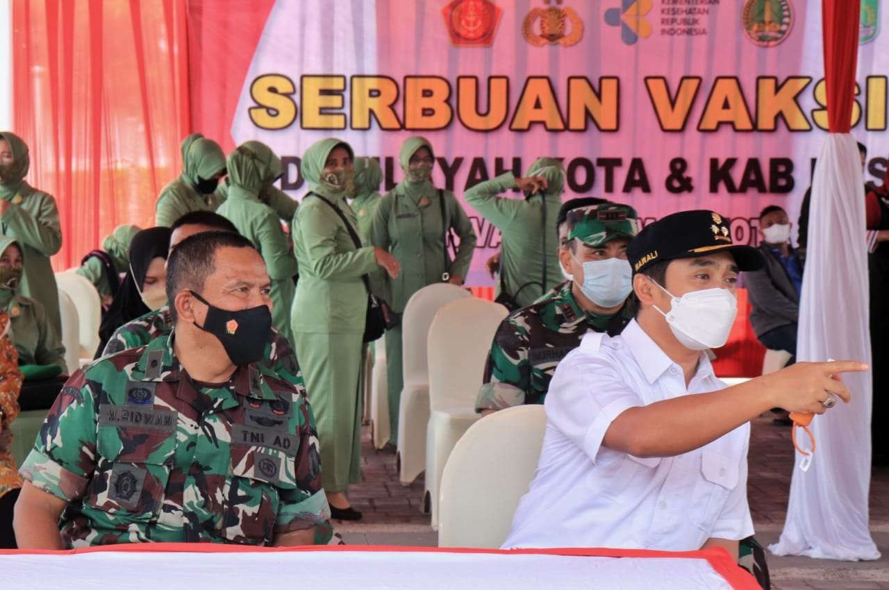Wakil Walikota Pasuruan Adi Wibowo menyampaikan capaian vaksinasi di Kota Pasuruan. (Foto: Istimewa)