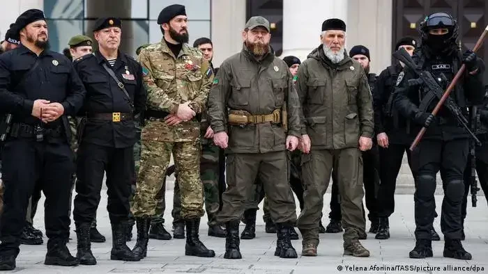 Adam Osmayev. Osmayev, komandan batalion Chechnya, telah dituduh merencanakan untuk membunuh Putin. (Foto: dw.com)