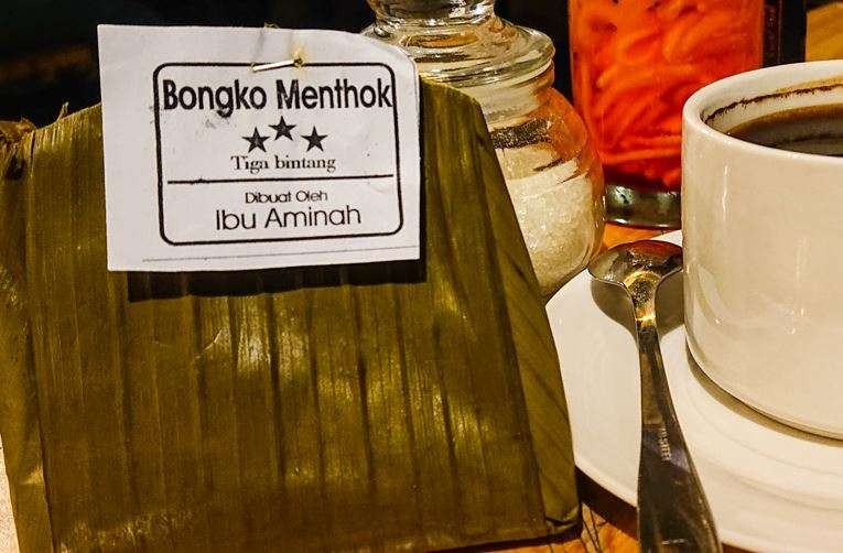 Bongko menthok, menu yang hanya ada di Ramadan, di Sidoarjo. (Foto: Aini Arifin/Ngopibareng.id)