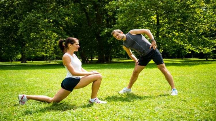 Ilustrasi jenis gerakan pendinginan setelah olahraga yang bermanfaat bagi tubuh.(foto: istimewa).