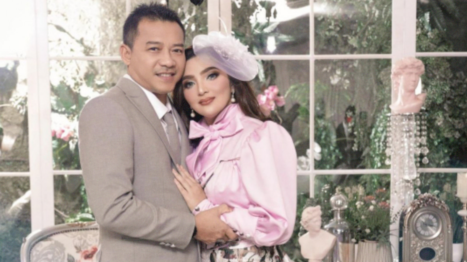 Pasangan Anang Ashanty memboyong keluarga besarnya libur Lebaran di Singapura. (Foto: Instagram)