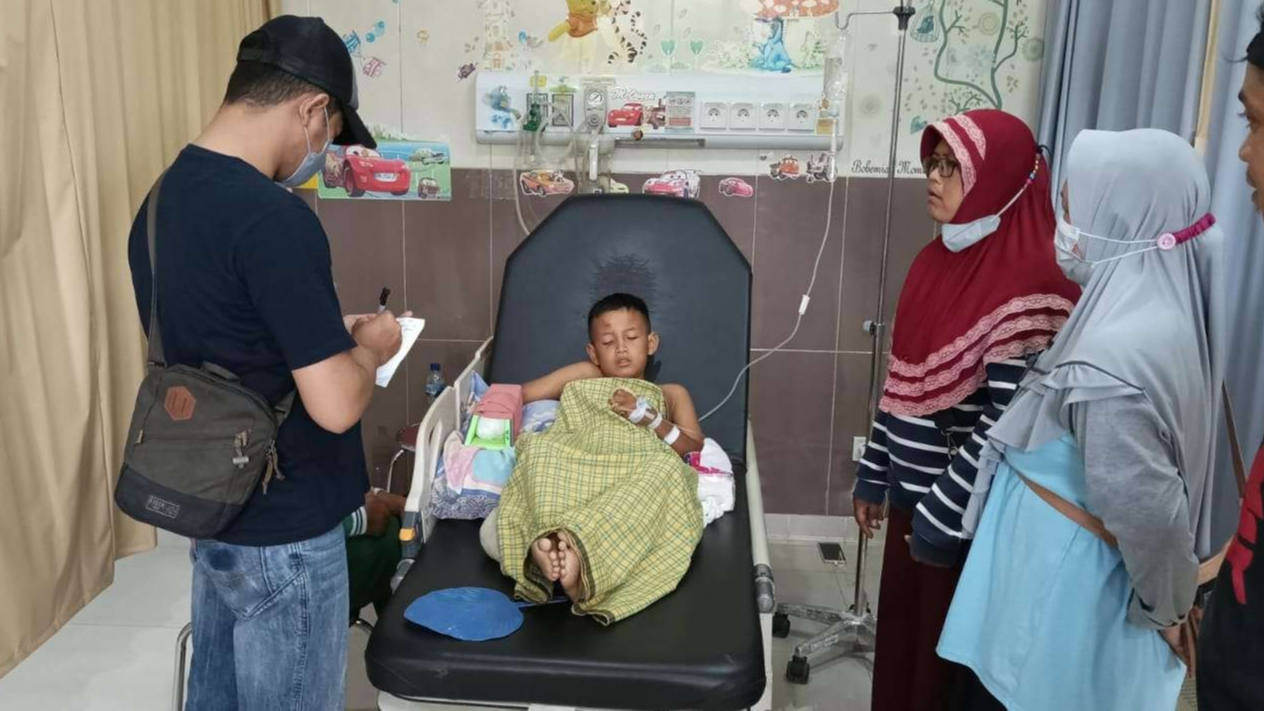 Korban mendapatkan perawatan intensif di RS SLG Kabupaten Kediri. (Foto: Istimewa)