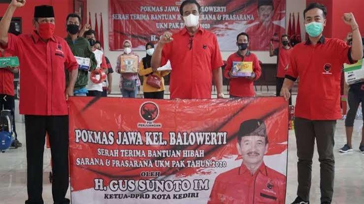 Ketua DPRD Kota Kediri Gus Sunoto Imam Mahmudi  ajak pemudik jaga prokes selama Lebaran di Kota Kediri (Foto: Fendi Plesmana/Ngopibareng.id)