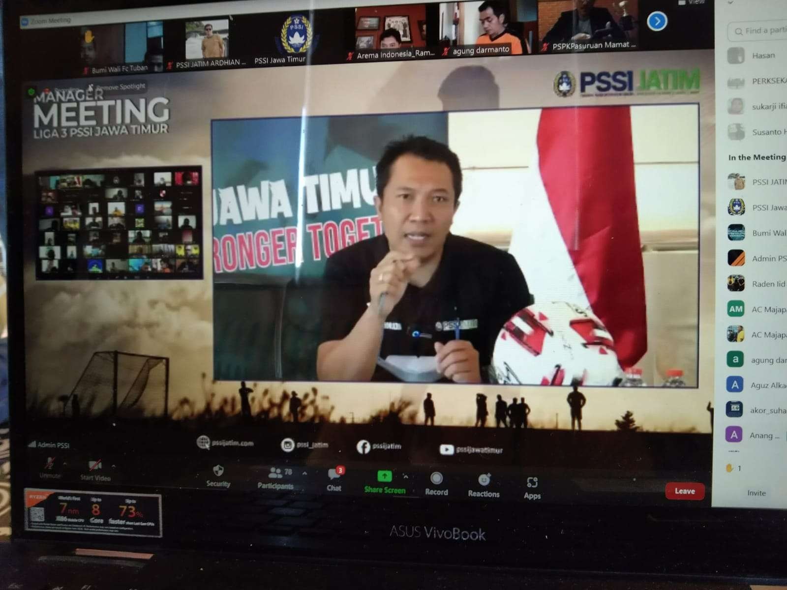 Wakil Ketua Asprov PSSI Jatim, Amir BUrhanuddin saat manager meeting secara virtual. (Foto: Istimewa)