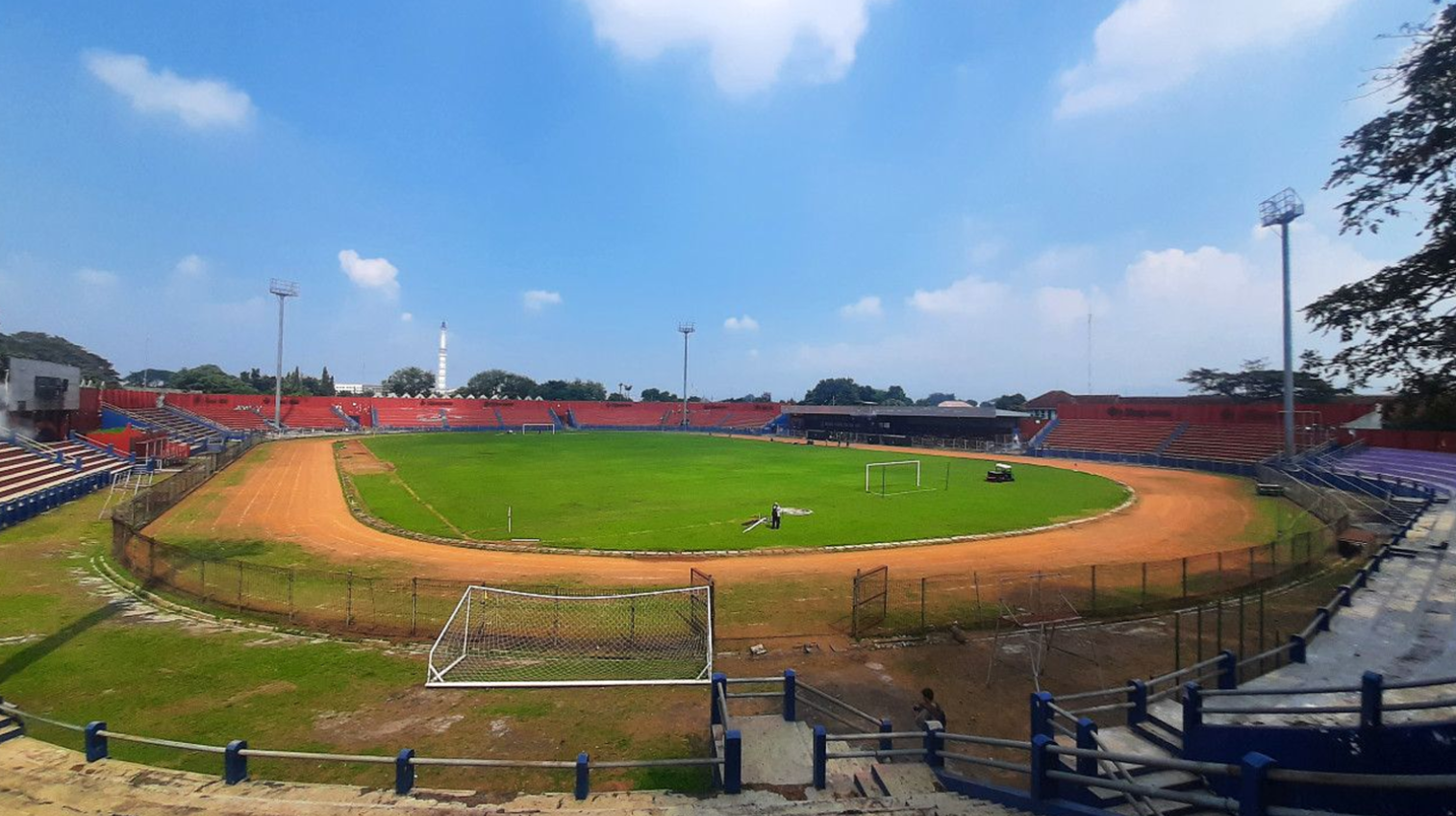 Rencana renovasi Stadion Brawijaya Kediri. (Foto: Fendhy Plesmana/Ngopibareng.id)