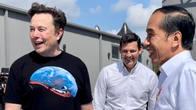 Presiden Joko Widodo berkunjung ke SpaceX di Boca Chica, Amerika Serikat, pada Sabtu, 14 Mei 2022, pukul 10:30 waktu setempat. (Foto: Setpres)