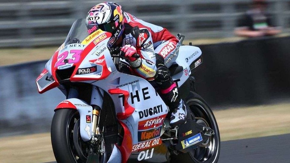 Enea Bastianini (Gresini Racing) tidak didukung Ducati untuk jadi juara dunia. (Foto: Istimewa)