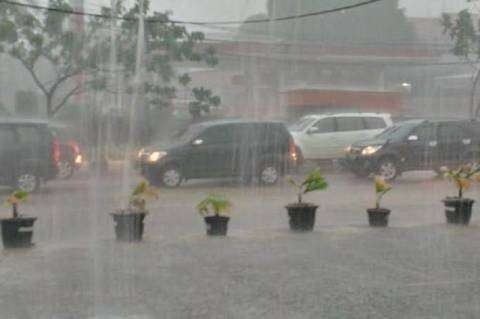 Hujan berpotensi terjadi hampir di seluruh Indonesia, hari ini. (Foto: Ilustrasi)
