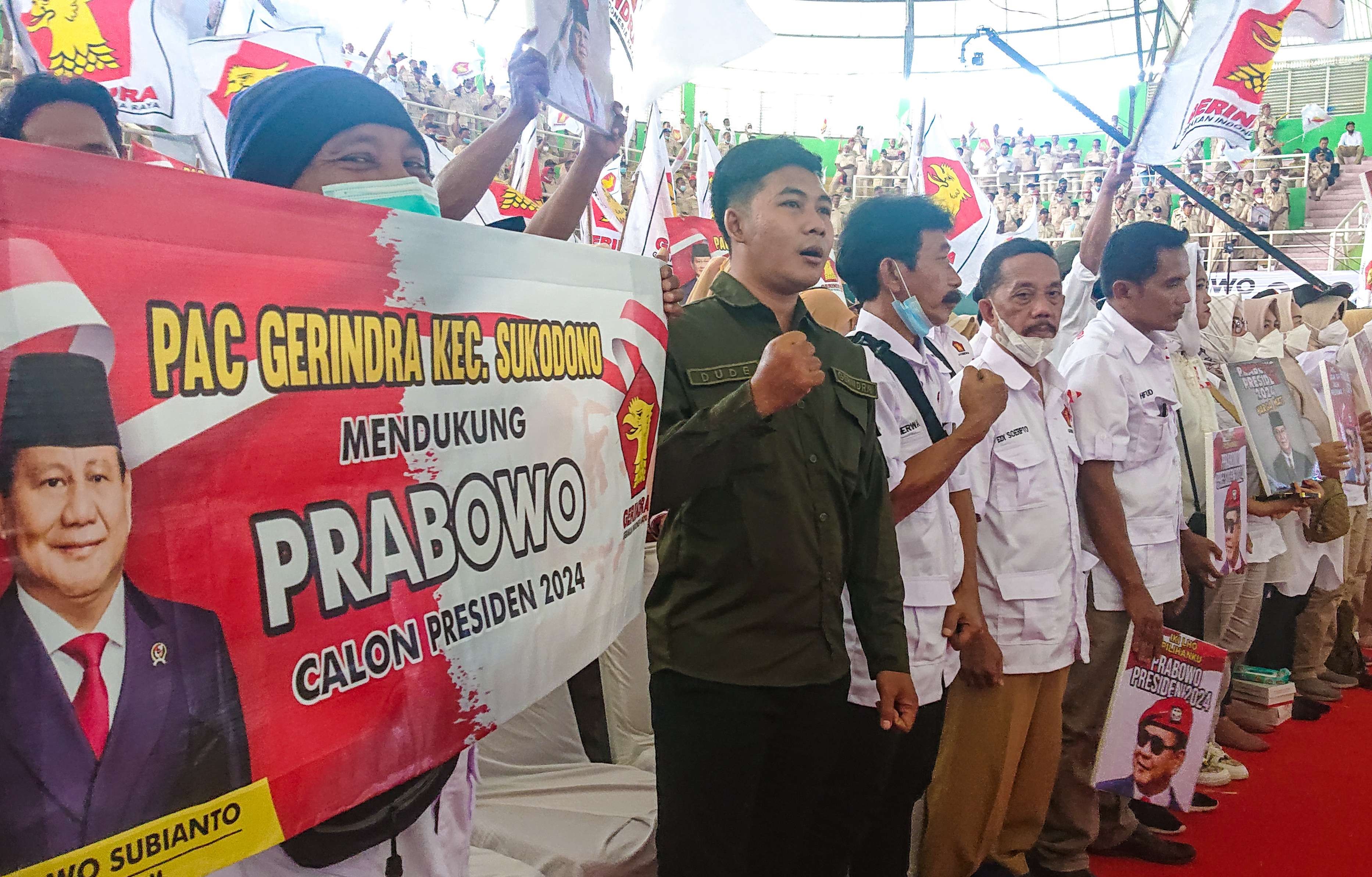 Ribuan simpatisan Gerindra deklarasi dukung Prabowo Subianto maju Pilpres 2024. (Foto: Aini Arifin/Ngopibareng.id)