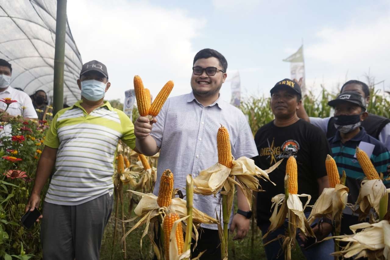 Bupati Hanindhito Himawan Pramana mendorong petani di Kabupaten Kediri semakin memiliki daya tawar dan mampu meningkatkan nilai jual. (Foto: istimewa)