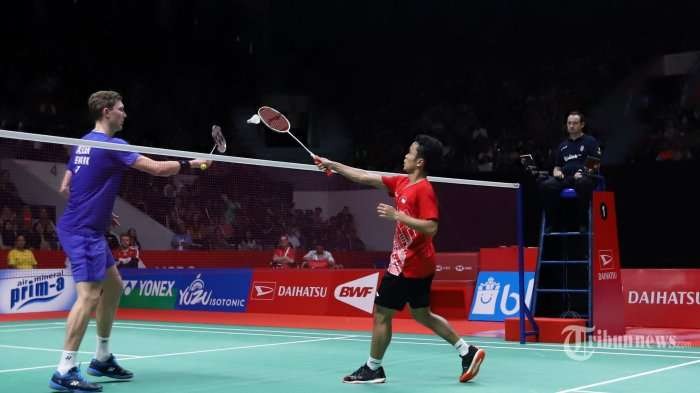 Langkah Anthony Ginting terhenti di Semifinal Indonesia Masters 2022 usai dikalahkan Vixtor Axelsen. (Foto: Ant)