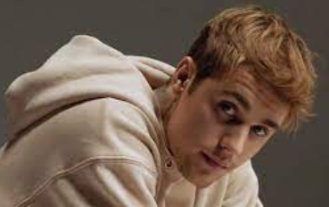 Penyanyi kondang Justin Bieber dikabarkan telah menjalani perawatan dan menunjukkan perkembangan positif atas keluhan lumpuh pada wajahnya. (Foto: prmbrs)