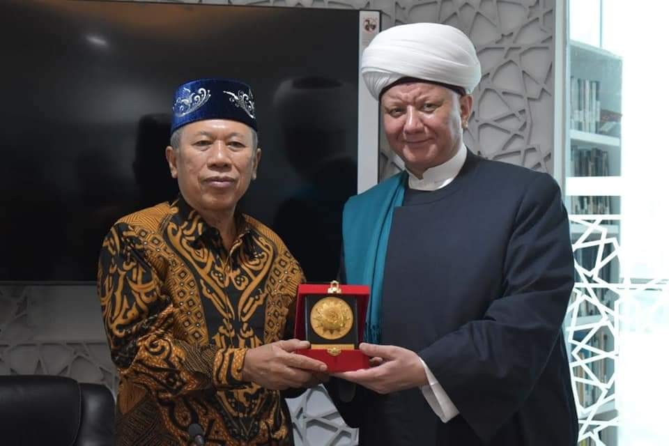 Mufti Republik Rusia Syekh Hazrat Albir Krganov di  Kantor Pimpinan Pusat Muhammadiyah di Menteng, Jakarta Pusat. (Foto: Istimewa)