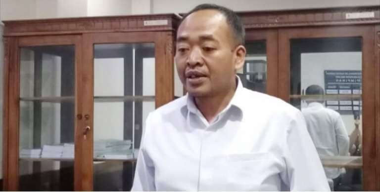 Wakil Ketua Dewan Perwakilan Rakyat Daerah (DPRD) Kabupaten Malang Sodiqul Amin saat berada di ruangannya (Foto: istimewa)