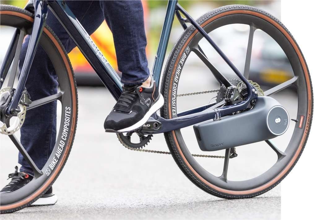 Skarper mengubah sepeda biasa menjadi e-bike dengan modal rotor. (Foto: Istimewa)