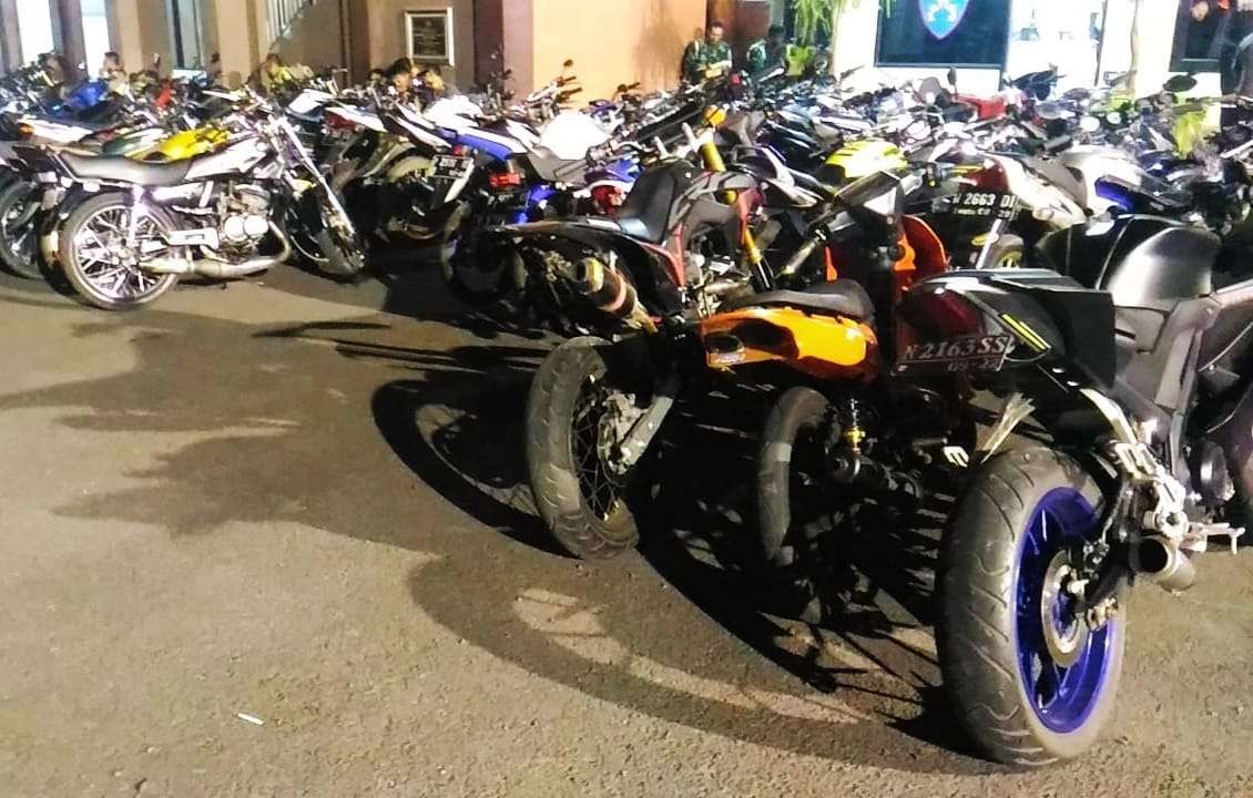 61 unit motor berbagai merek disita di Polres Jember (Foto: Istimewa)