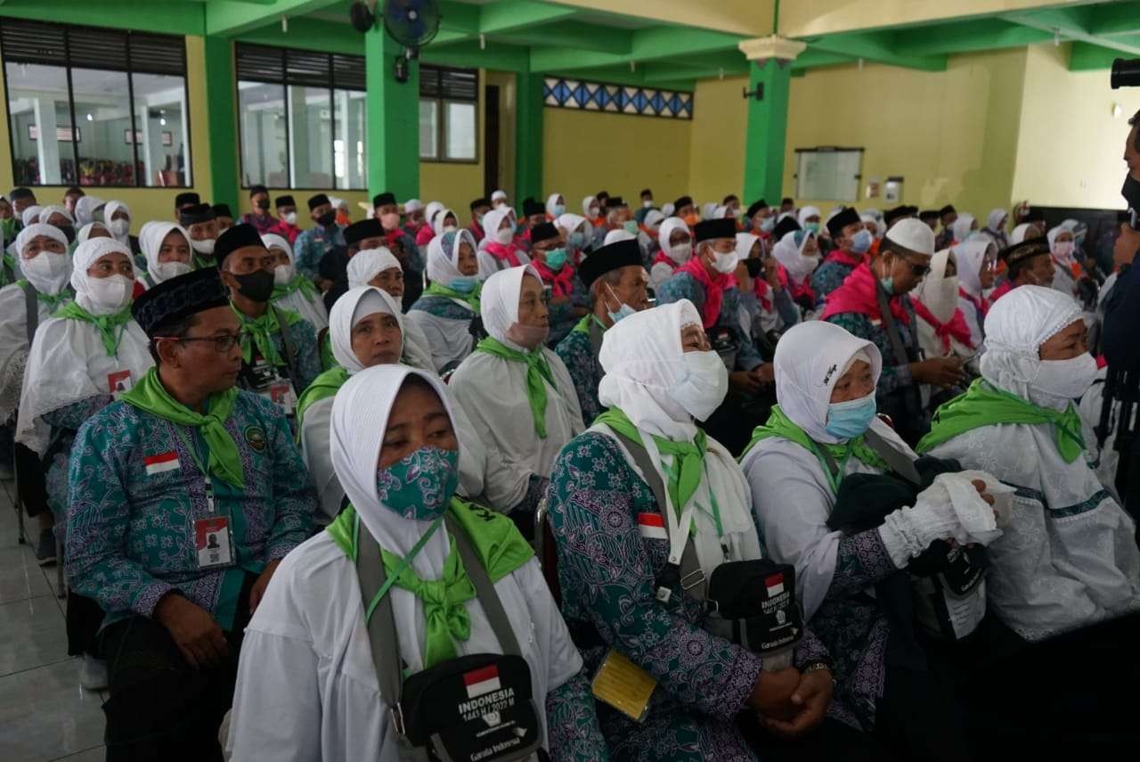 Jamaah Calon Haji Kabupaten Blora Jawa Tengah. (Foto: Khoirul Huda/Ngopibareng.id)