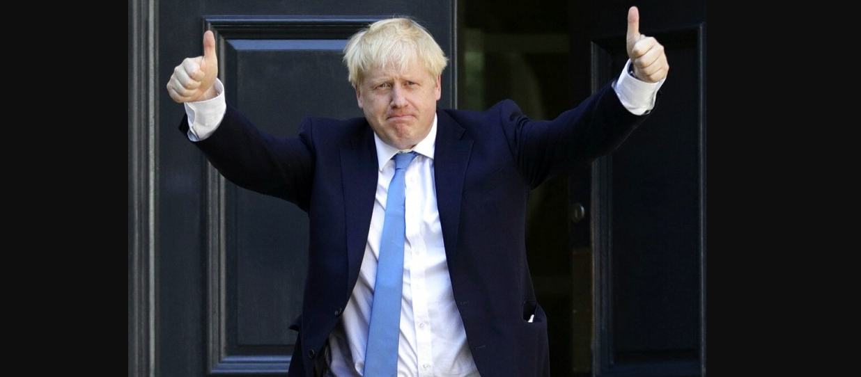 Perdana Menteri (PM) Inggris, Boris Johnson resmi mengundurkan diri dari jabatannya, Kamis 7 Juli 2022. Sebelumnya, pria 58 tahun ini menuai banyak skandal. (Foto: REUTERS)