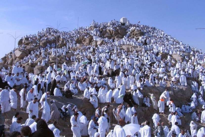 Jemaah haji ketika berada di Arafah, sunnah berpuasa bagi yang tidak berhaji. (Foto:Ilustrasi)