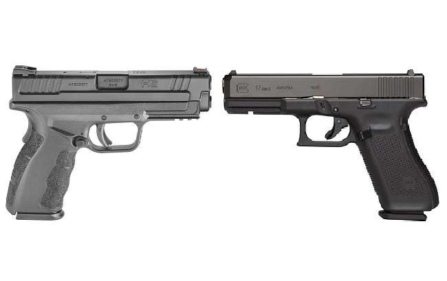Dua pistol semi-otomatis HS-9 (kiri) dan Glock 17 (kanan). (Foto: Istimewa)