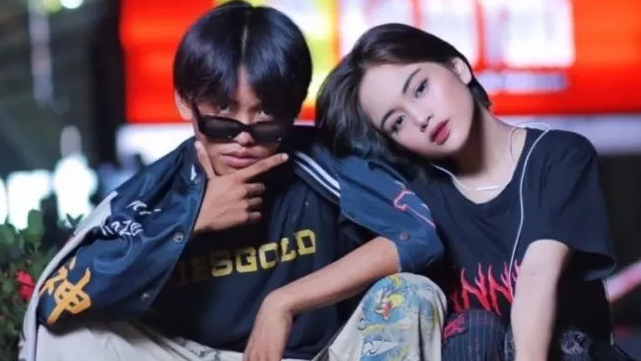 Pasangan Roy dan Jeje viral seiring fenomena Citayam Fashion Week. (Foto: Istimewa)